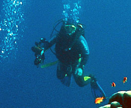 open water and advanced open water training, rescue training, dive master training, specialty courses training, diving instructor training